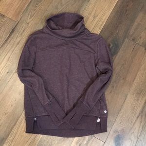 Size small apana yoga cowl neck